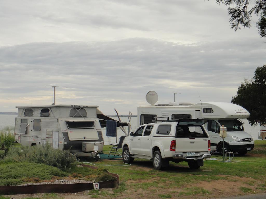 Lake Albert Caravan Park Otel Meningie Dış mekan fotoğraf