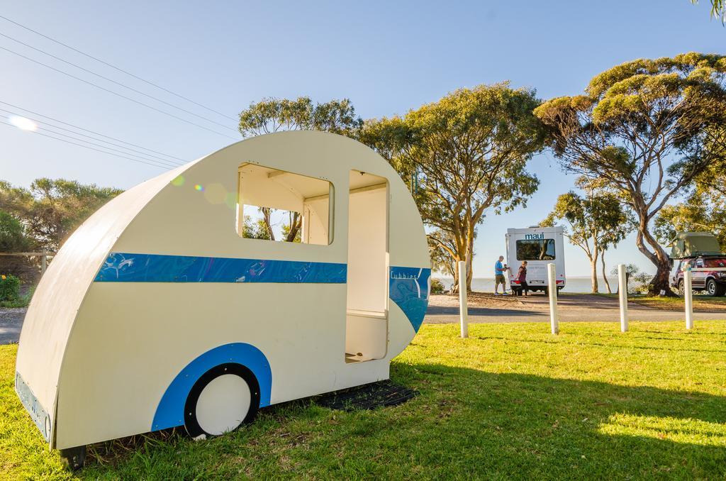 Lake Albert Caravan Park Otel Meningie Dış mekan fotoğraf