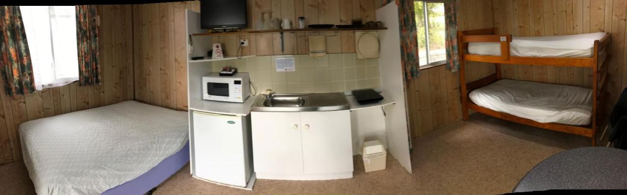 Lake Albert Caravan Park Otel Meningie Dış mekan fotoğraf
