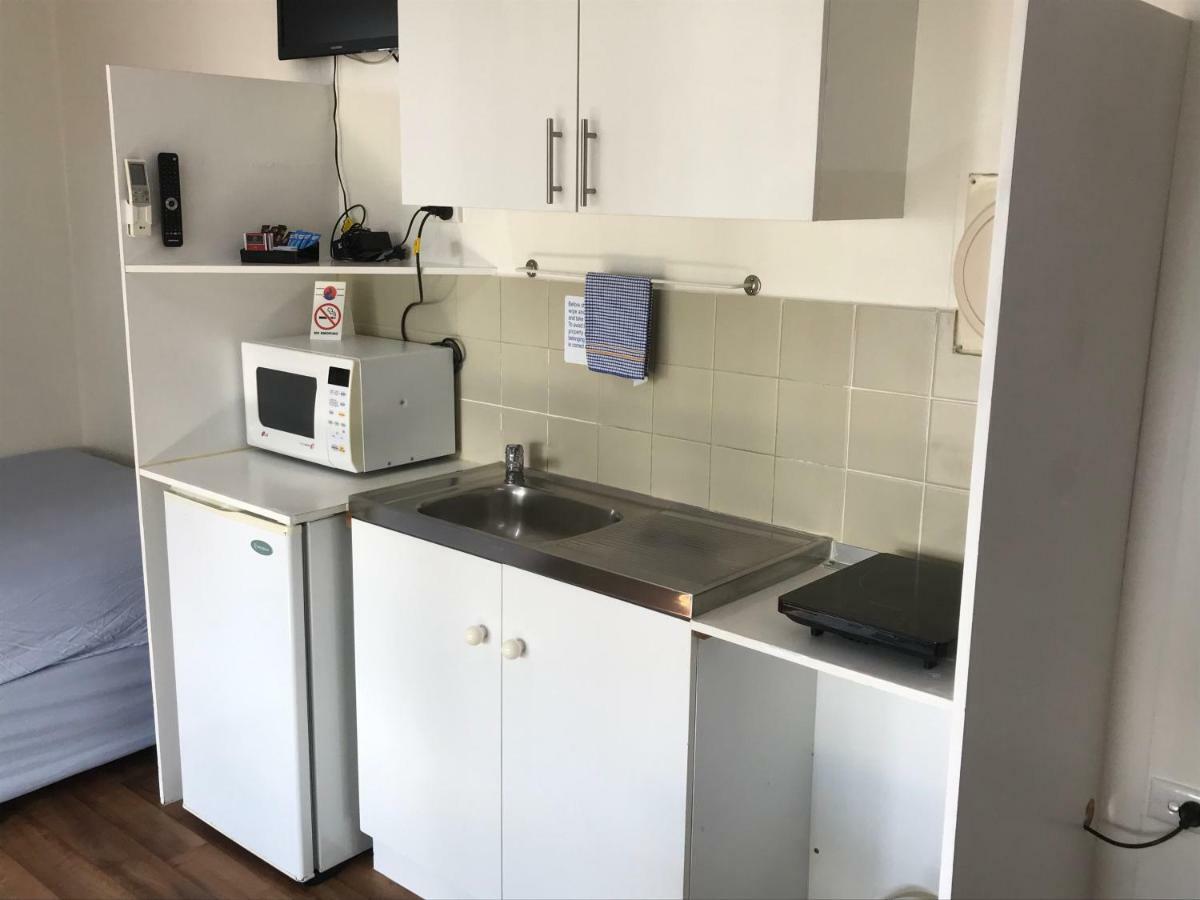 Lake Albert Caravan Park Otel Meningie Dış mekan fotoğraf